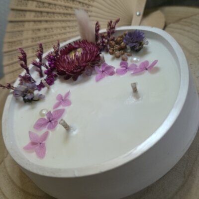 Bougie Bouquet de nacre – Contenant en Plâtre à Effet Perlé - Bougie artisanale Bougies Fleuries faite main en Sud-Gironde