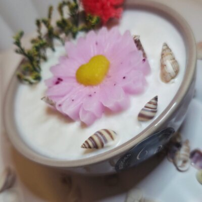 Bougie Décorative Citronnelle & Gingembre – « Échappée Estivale » - Bougie artisanale Bougies Fleuries faite main (3)