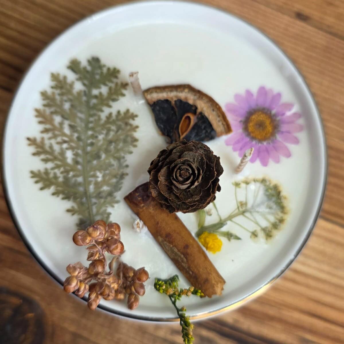 Bougie Herbier d’Automne, céramique et fleurs séchées