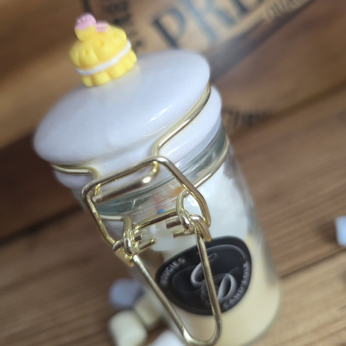 Bougie Tiny Candle, bocal gourmand à la vanille ice cream