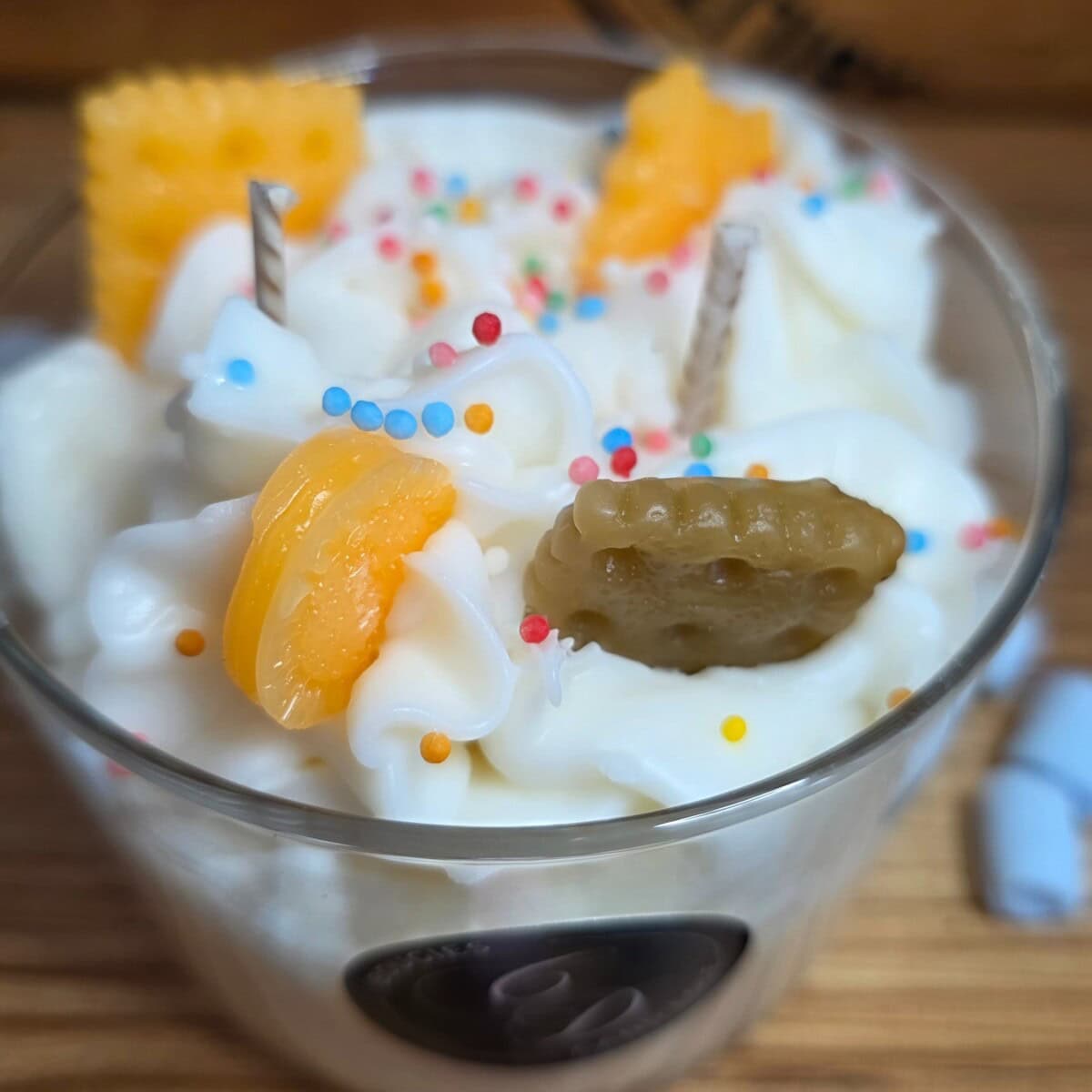 Bougie Souvenir Glacé, coupe chantilly à la vanille
