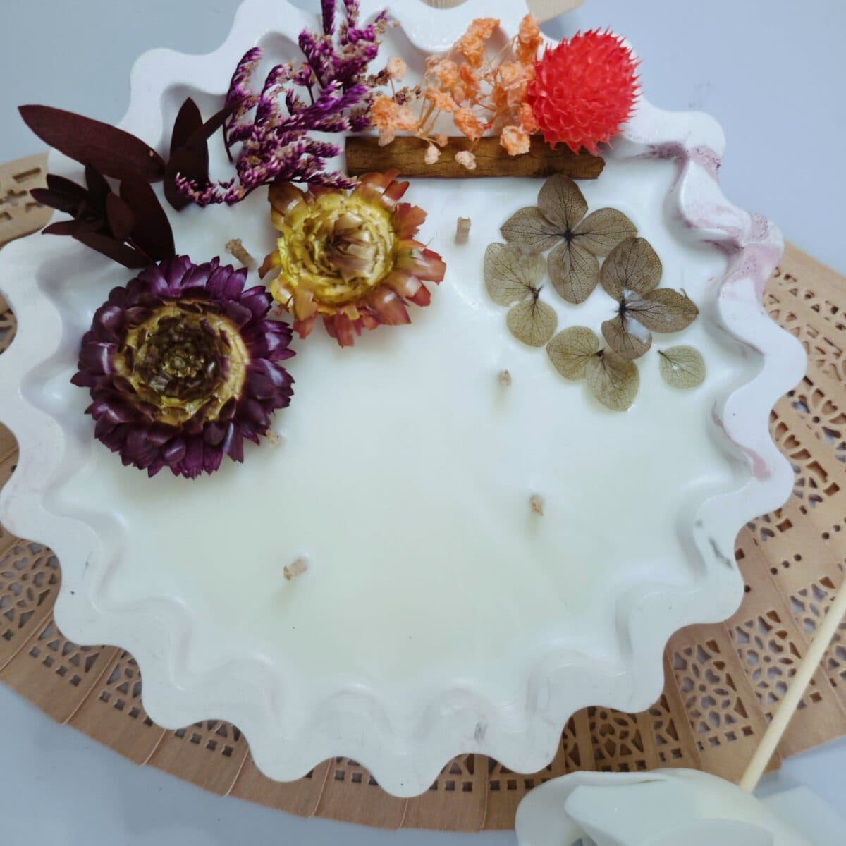 Jardin de GypseRealisation en plâtre marbré aux délicates nuances roses, pour