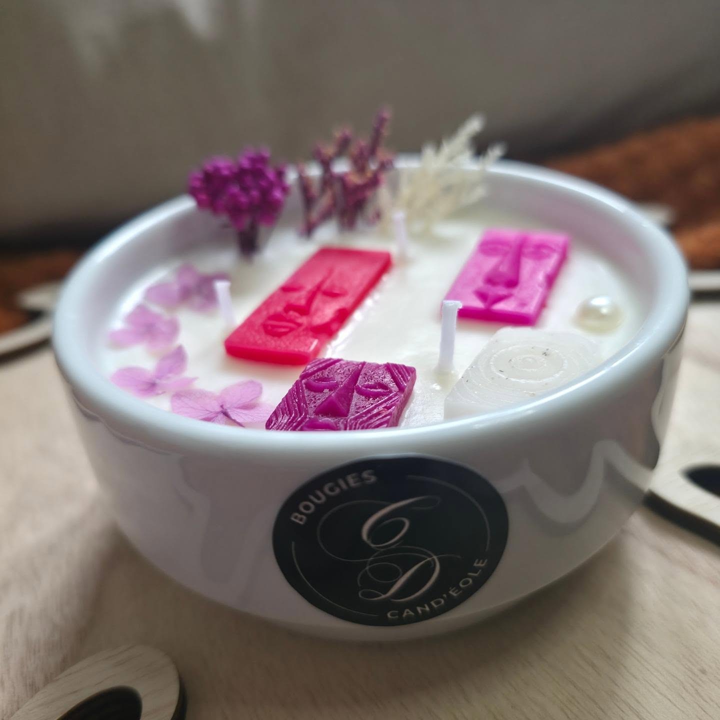 Bougie Éclat Ancestral, ma nouvelle bougie aux fleurs séchées… (2)